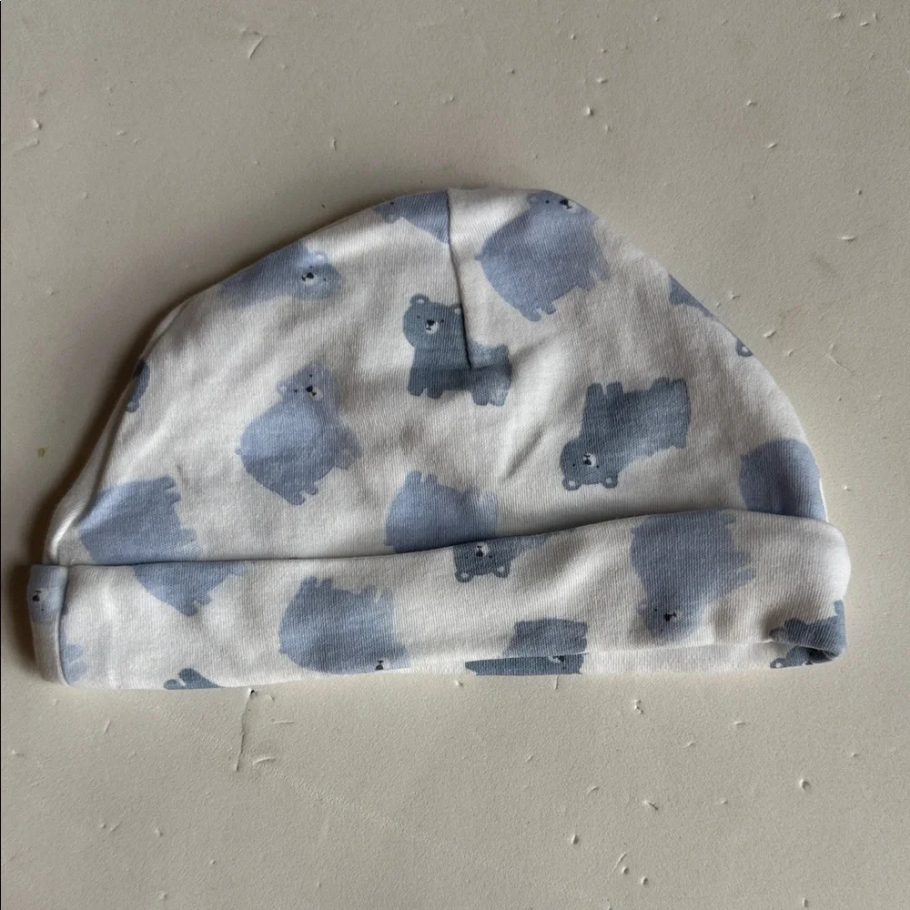 Carter’s Adorable Blue & White Baby Cap and Booties Set Bear Pattern 6 Months